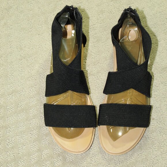 Mia Chelsia Women's 10 Black Elastic Criss Cross Straps Zips Up 2" Wedge Heel - Picture 2 of 6